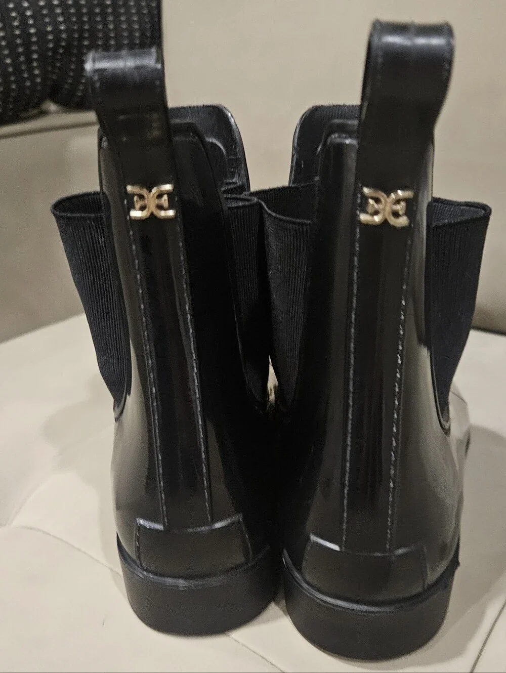 Sam Edelman Black Tinsley Glossy Chelsea Rain Boots Size 7